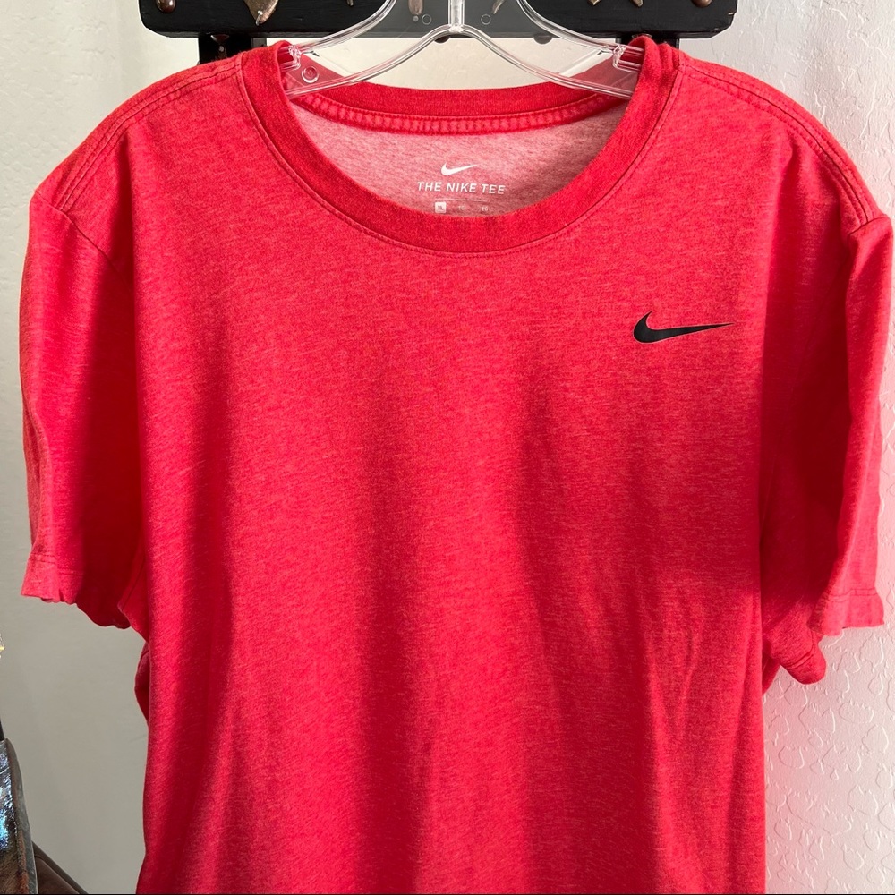 Nike Dri Fit Men’s Crew Neck T-Shirt - Picture 2 of 5